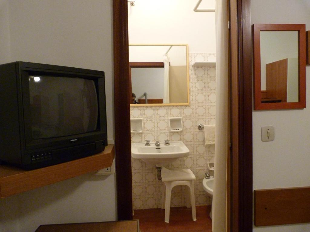 Hotel Bologna サン・ベネデット・デル・トロント 部屋 写真